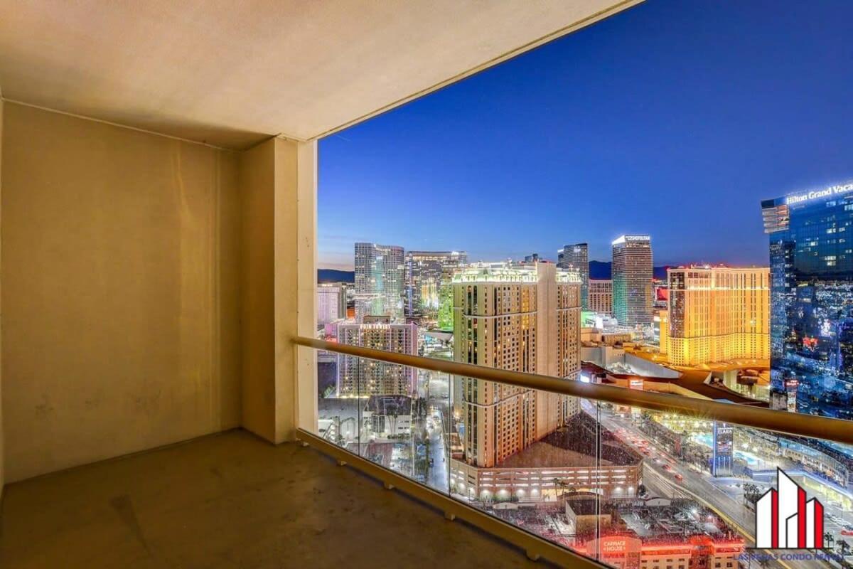 Holiday home Mgm Signature-33-709 F1 Track & Strip View Balcony