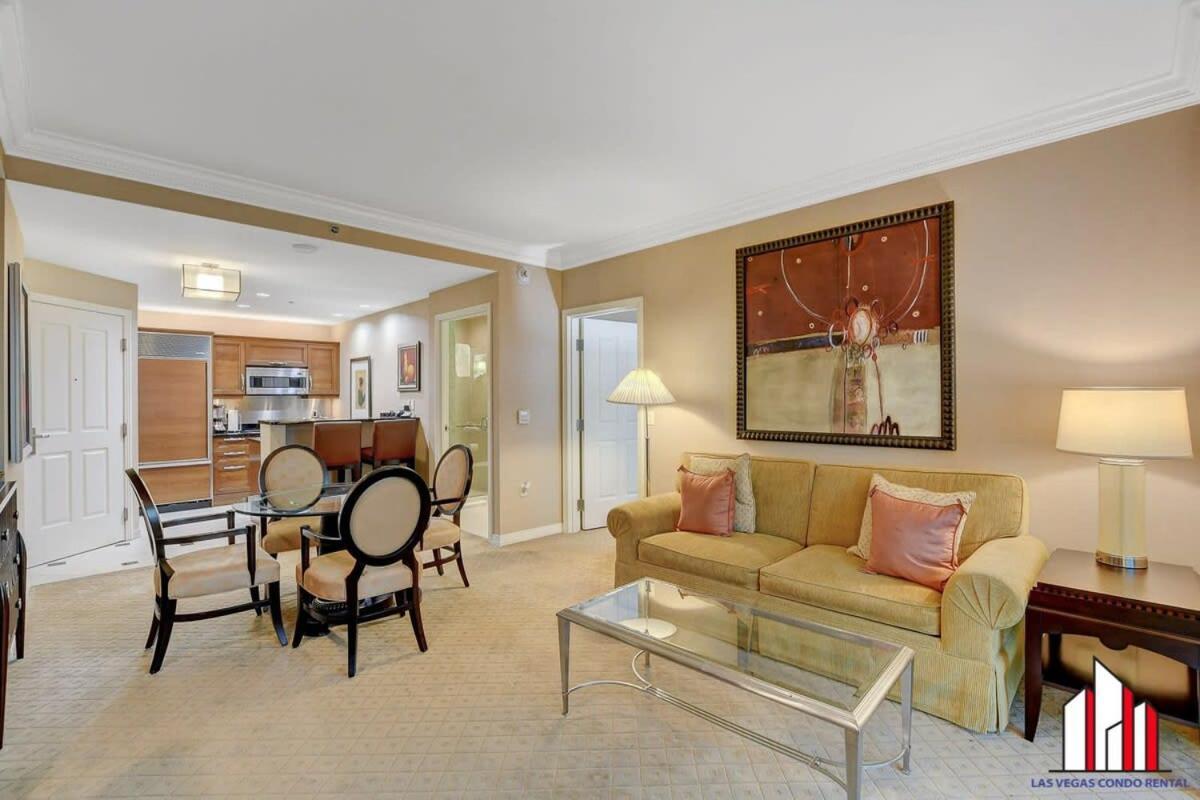 Signature 2br3ba Balcony Combo Units 18-701 And 03 Holiday home