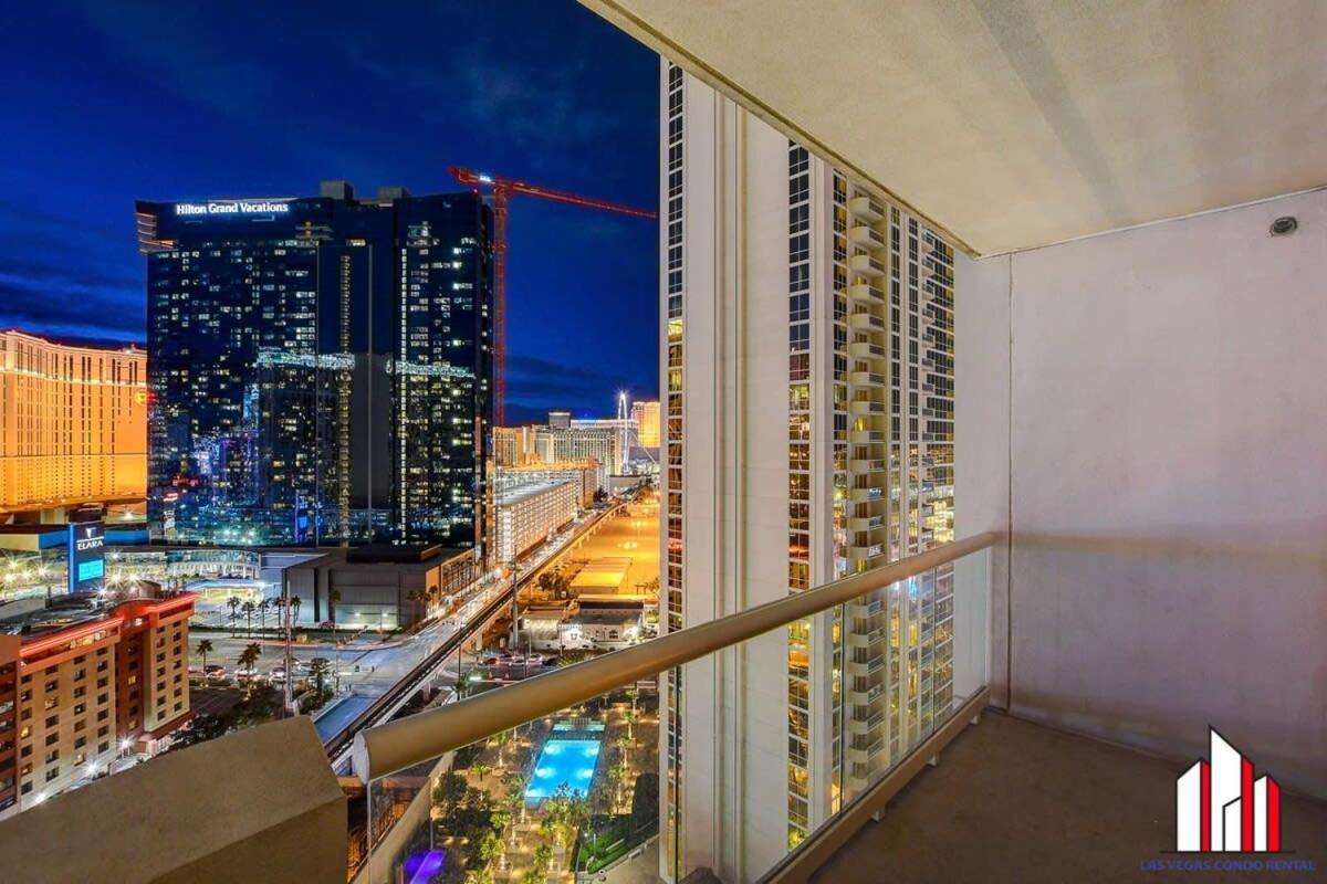 Signature 2br3ba Balcony Combo Units 18-701 And 03 *