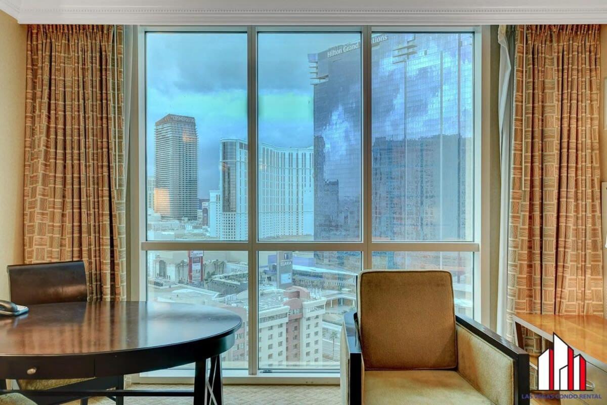 Holiday home Signature 2br3ba Balcony Combo Units 18-701 And 03 Las Vegas