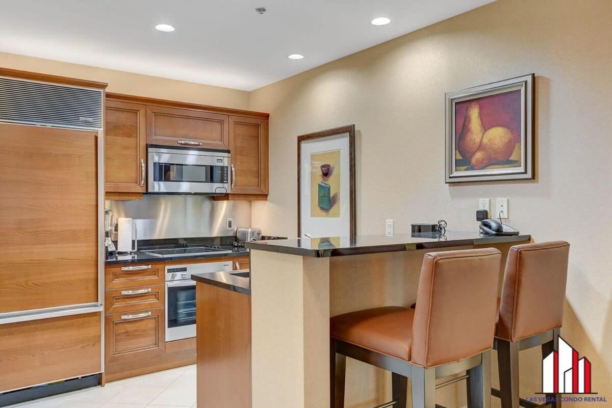 Holiday home Signature 2br3ba Balcony Combo Units 18-701 And 03 Las Vegas