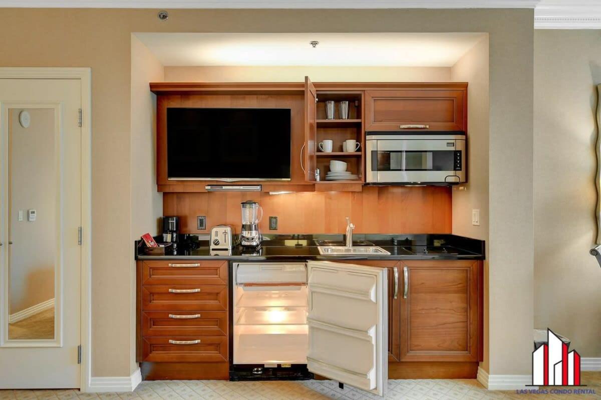 Holiday home Signature 2br3ba Balcony Combo Units 18-701 And 03