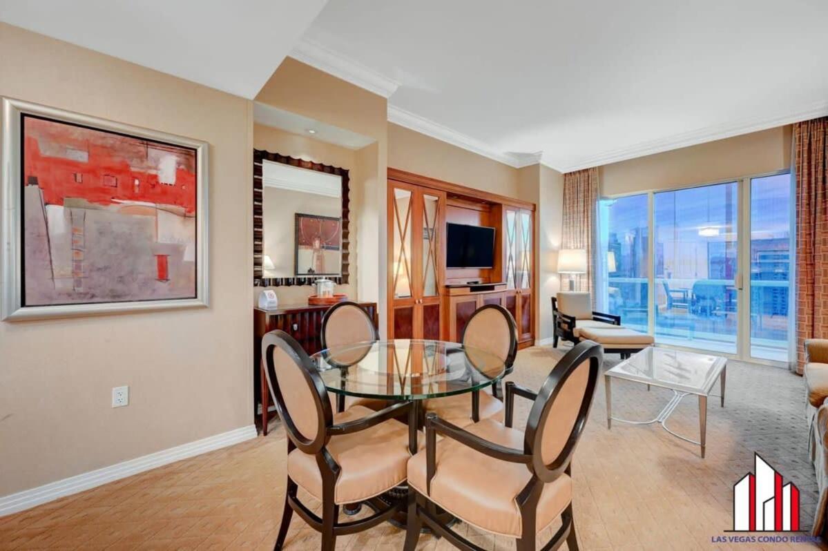 Mgm Signature-29-821 1br2ba F1 Strip View Balcony Ferienhaus *