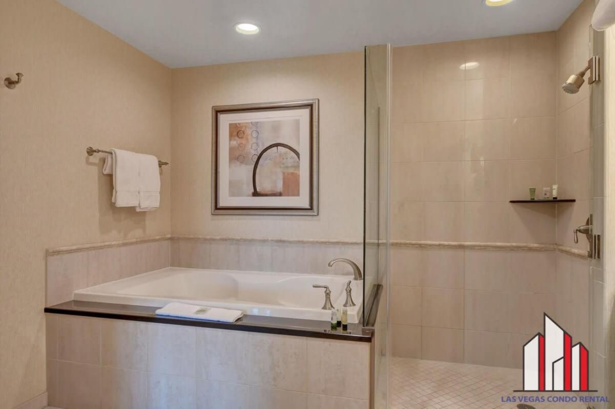 Holiday home Mgm Signature-02-604 Jacuzzi