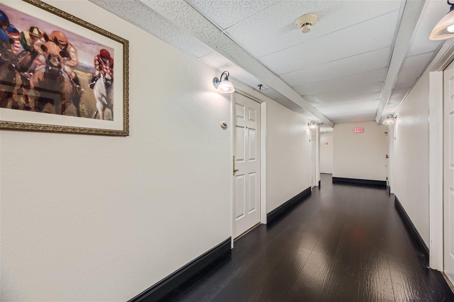 Outstanding Location - 1br Haven Near The Strip *