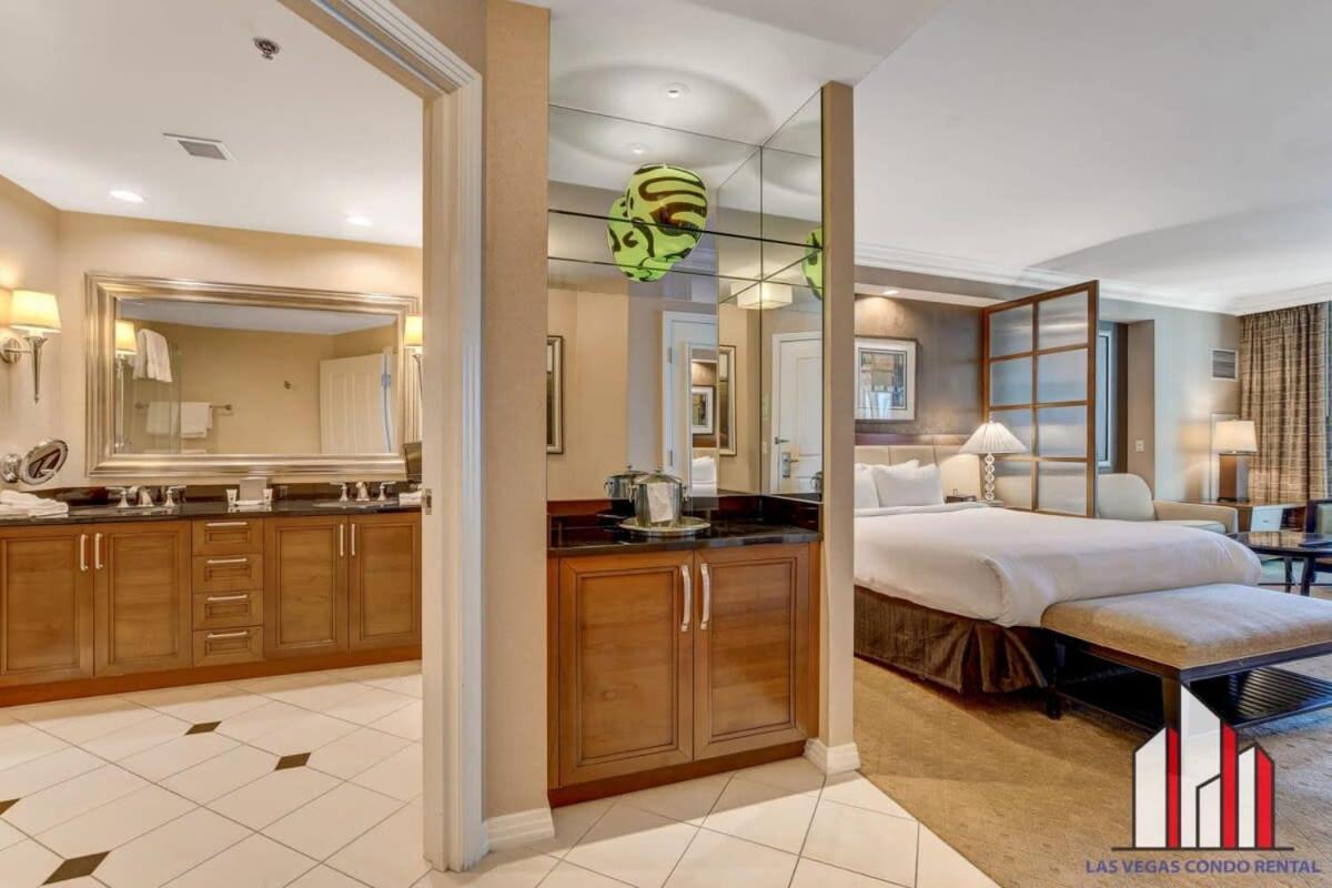 Mgm Signature-23-719 Strip View Jacuzzi Holiday home