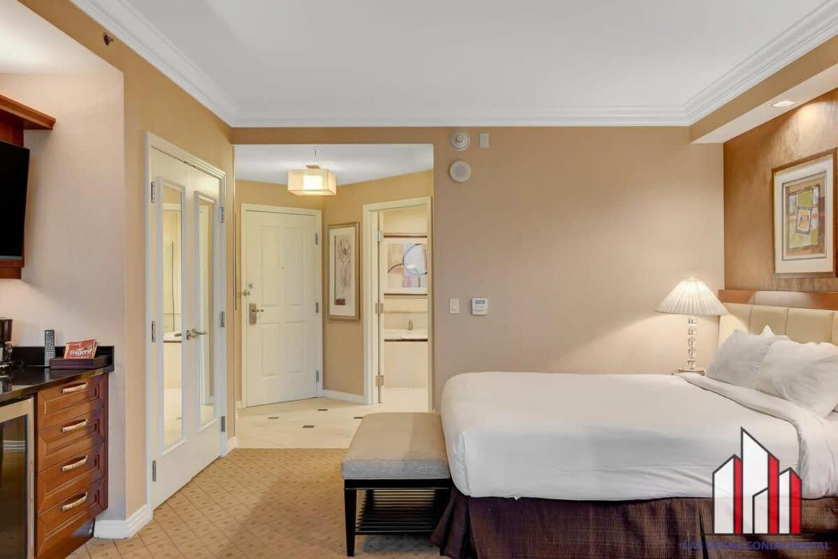 Mgm Signature-09-716 8 Two Adjacent Units *