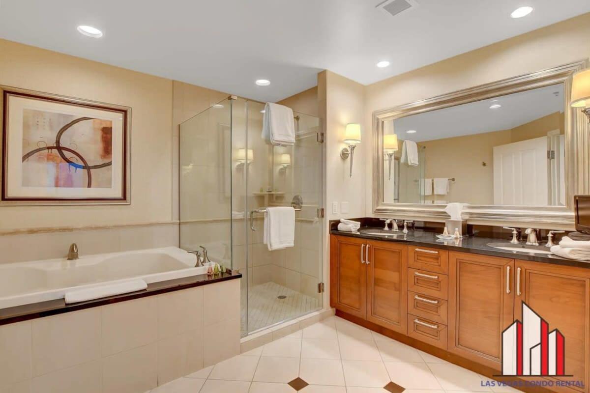 Mgm Signature-09-716 8 Two Adjacent Units