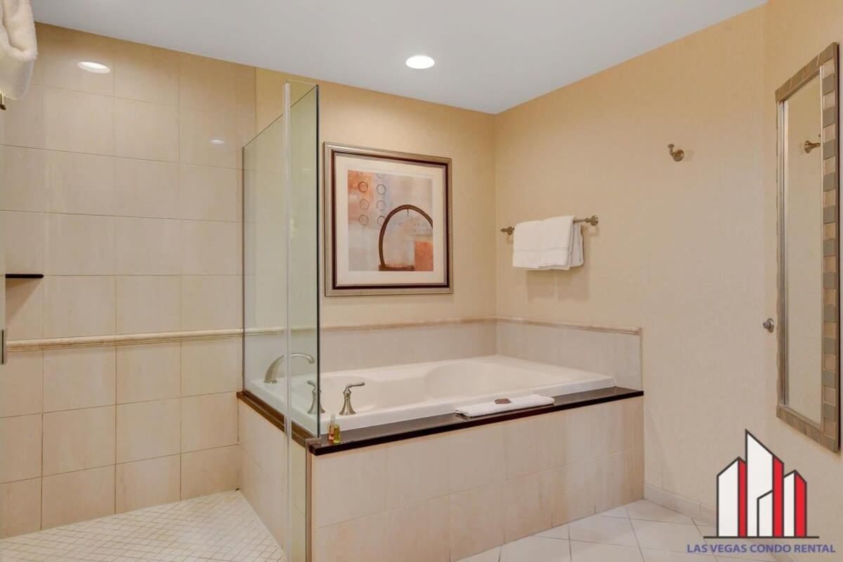 Mgm Signature-17-606 Jacuzzi Holiday home *