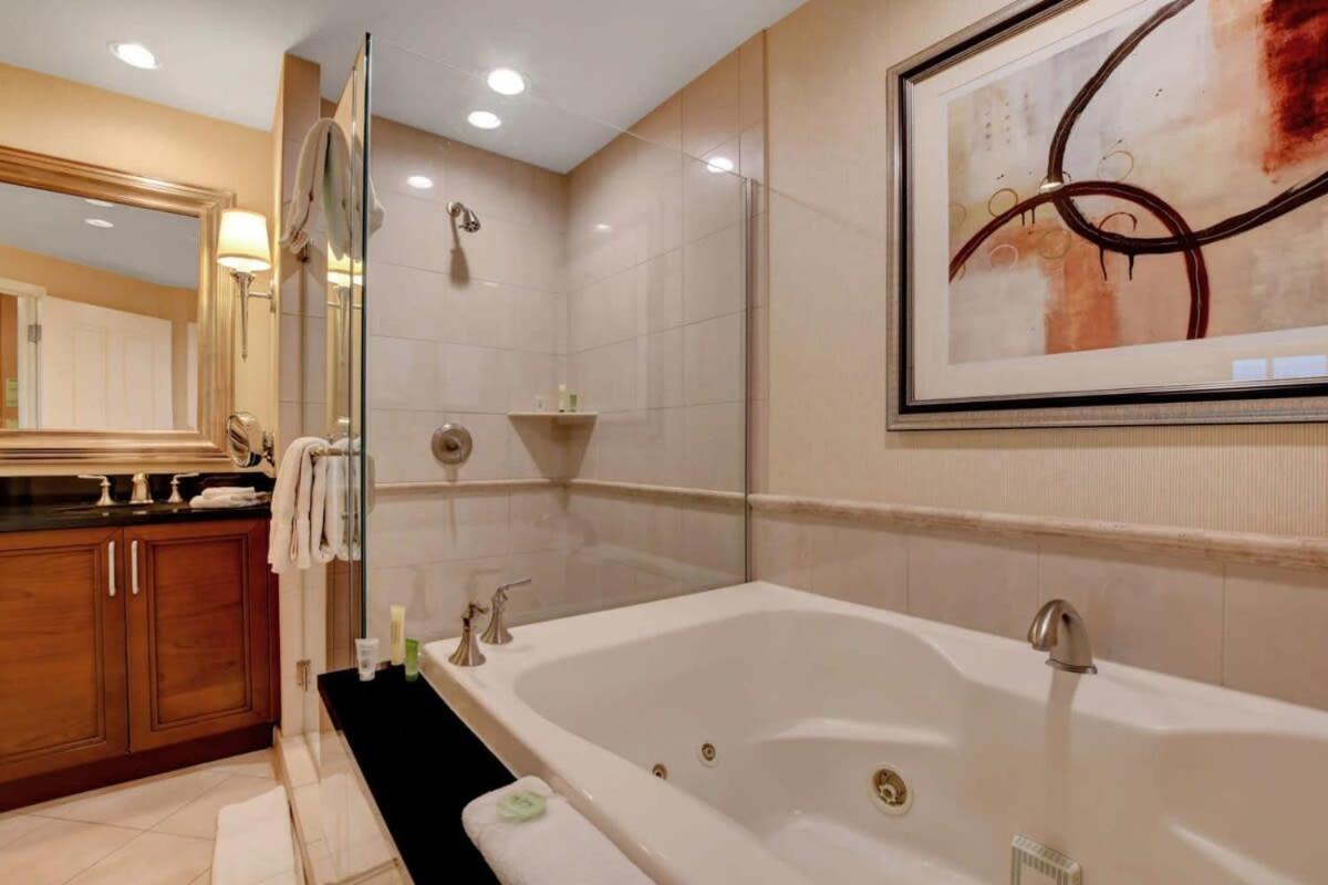 Holiday home Mgm Signature-21-703 Strip View Jacuzzi Las Vegas