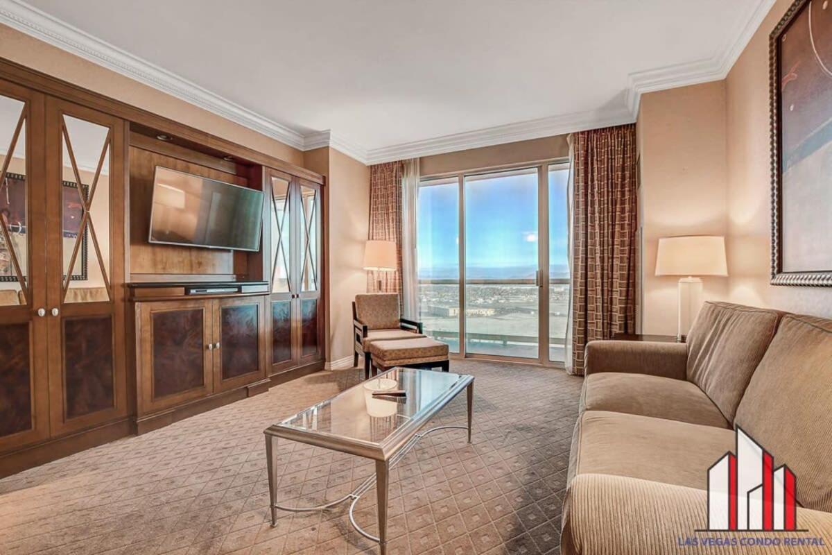 Holiday home Mgm Signature-28-714 1br 2-bath Balcony *