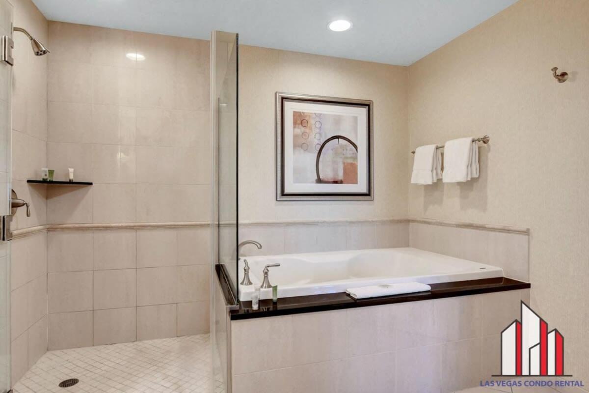 Holiday home Mgm Signature-36-603 Strip View Jacuzzi Las Vegas