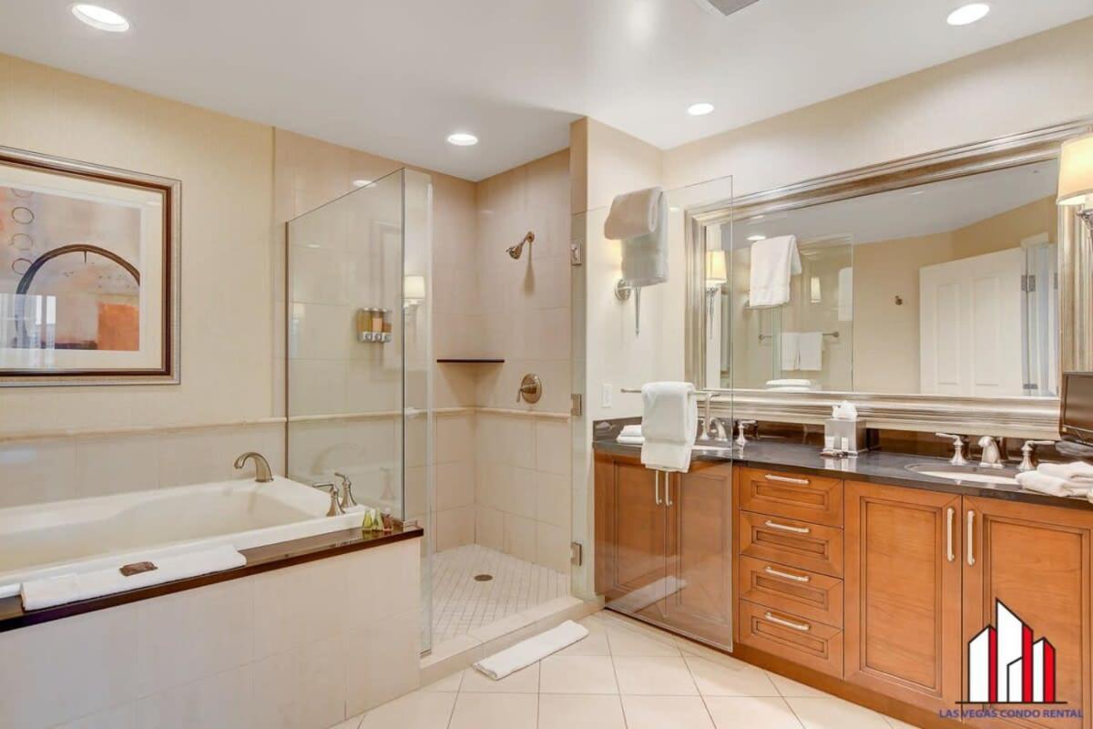 Mgm Signature-20-609 Strip View Jacuzzi Ferienhaus *