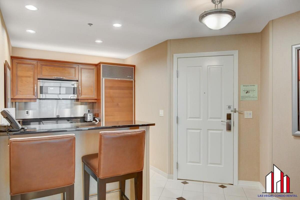 Holiday home Mgm Signature-19-802 1br 2ba F1 Pits View Balcony *