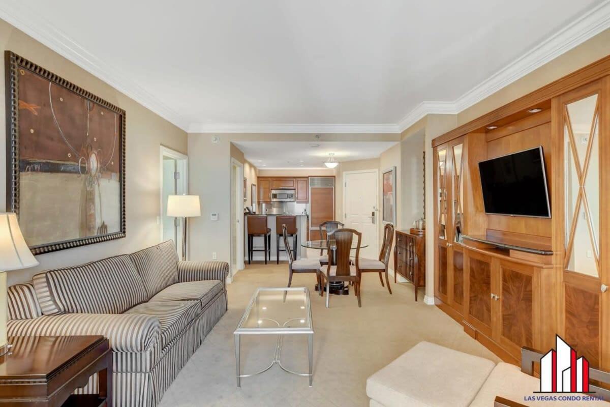 Holiday home Mgm Signature-19-802 1br 2ba F1 Pits View Balcony *