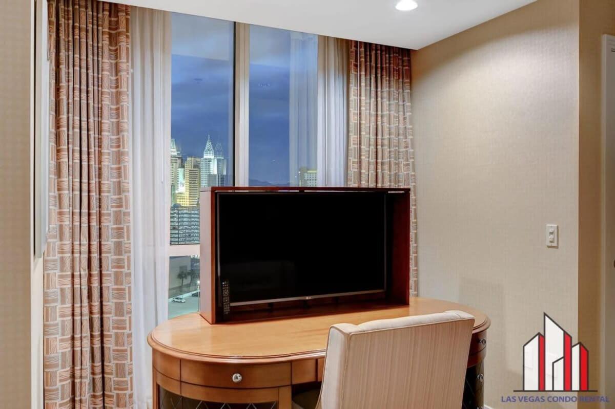 Holiday home Signature 2br3ba Balcony Combo Units 31-702 And 04 Las Vegas