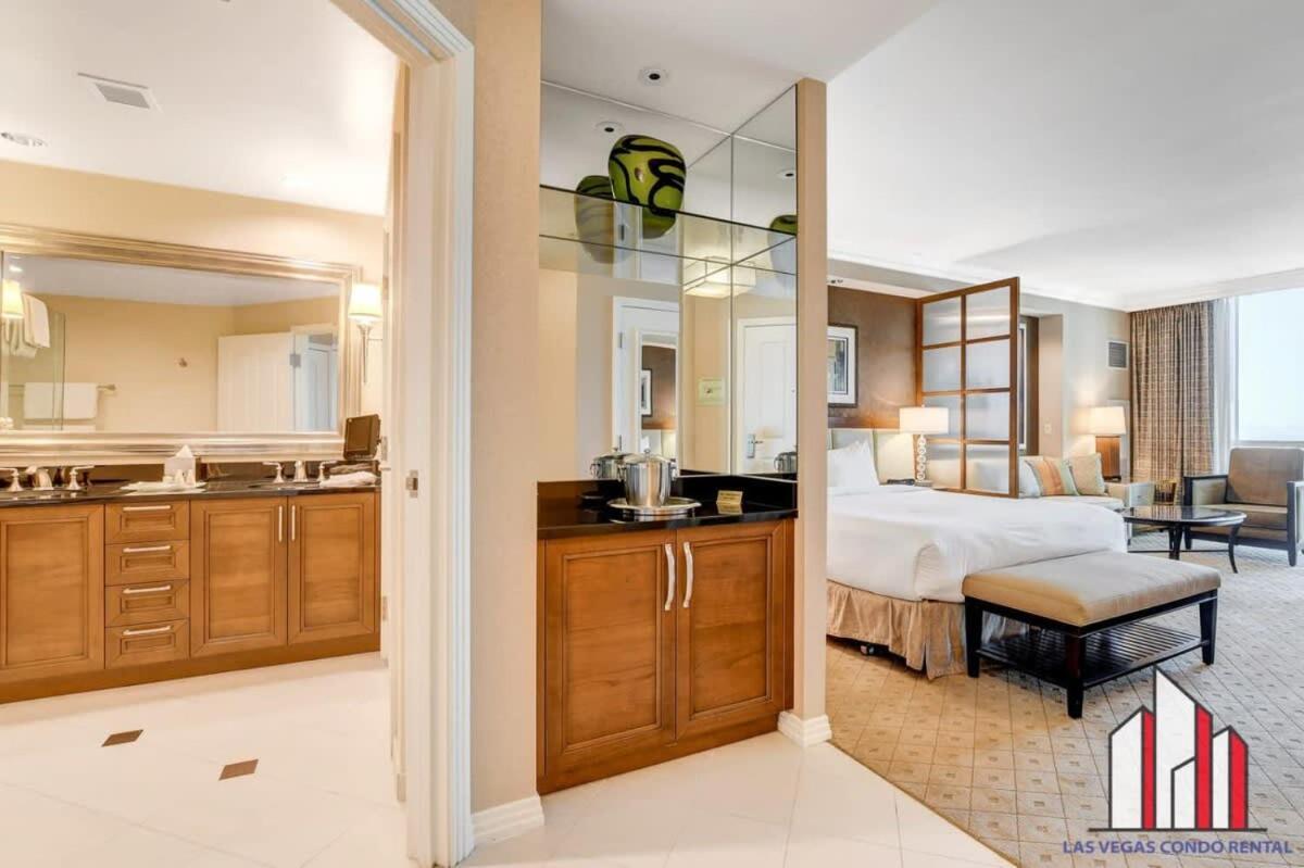 Holiday home Signature 2br3ba Balcony Combo Units 31-702 And 04 Las Vegas