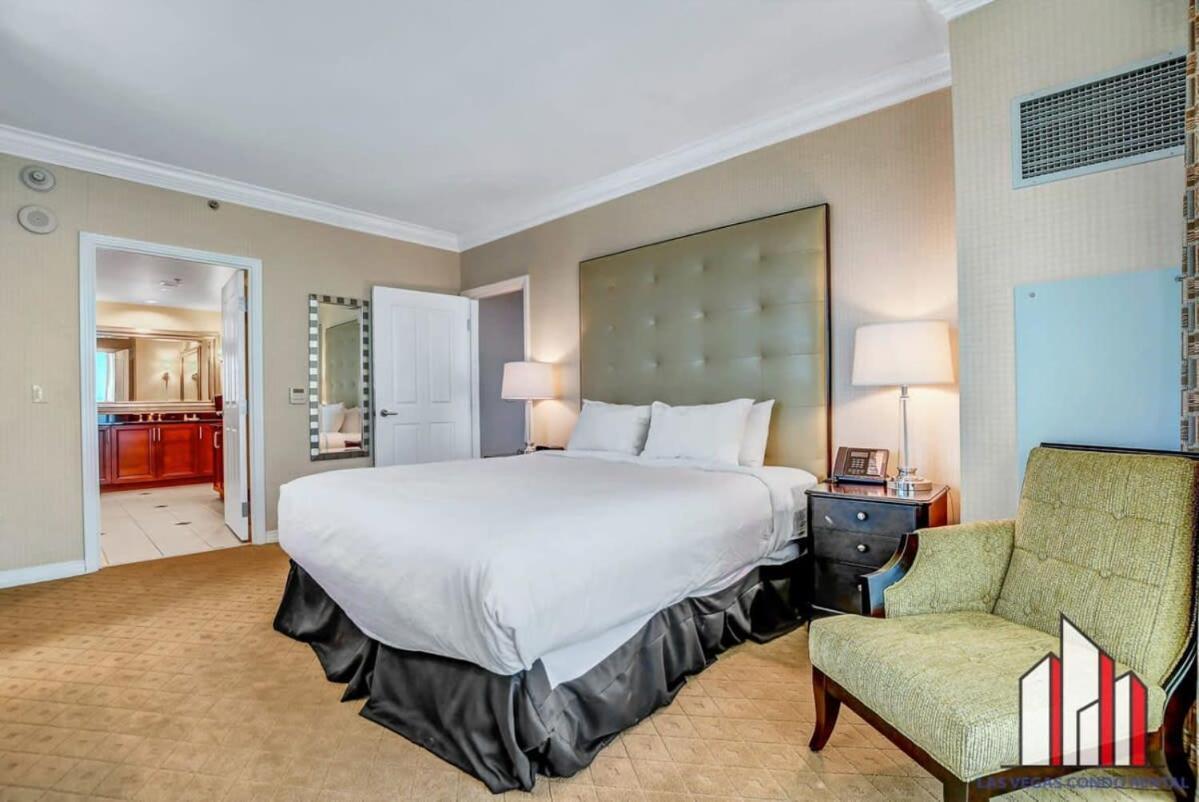 Signature 2br3ba Balcony Combo Units 31-702 And 04 Holiday home *