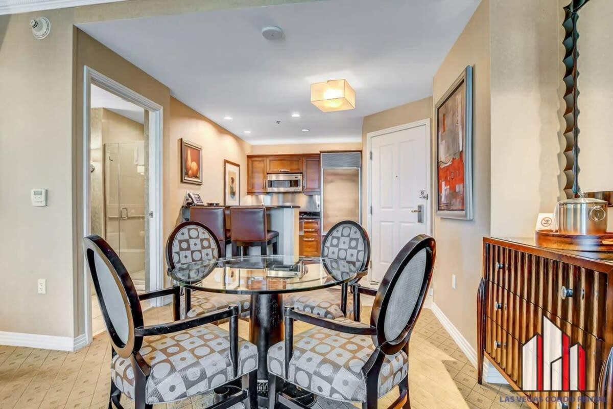 Holiday home Signature 2br3ba Balcony Combo Units 31-702 And 04 Las Vegas