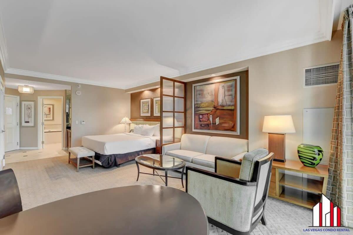 Holiday home Mgm Signature-15-709 &11 Two Adjacent Units *