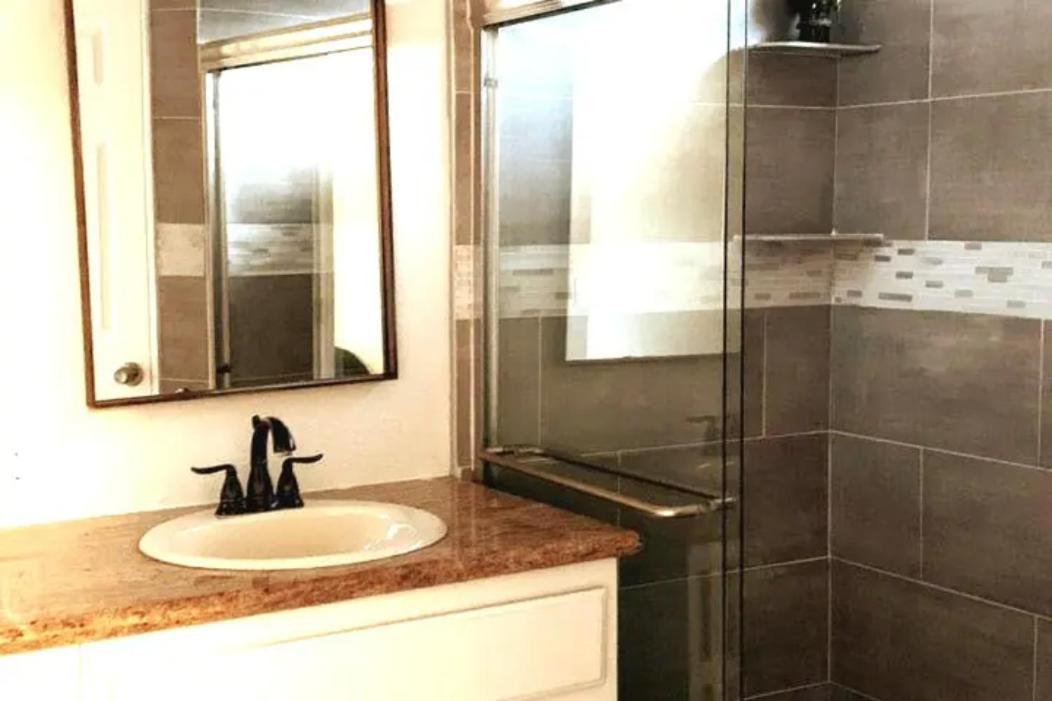 Boho Haus - Three Bedrooms House In Vegas Las Vegas