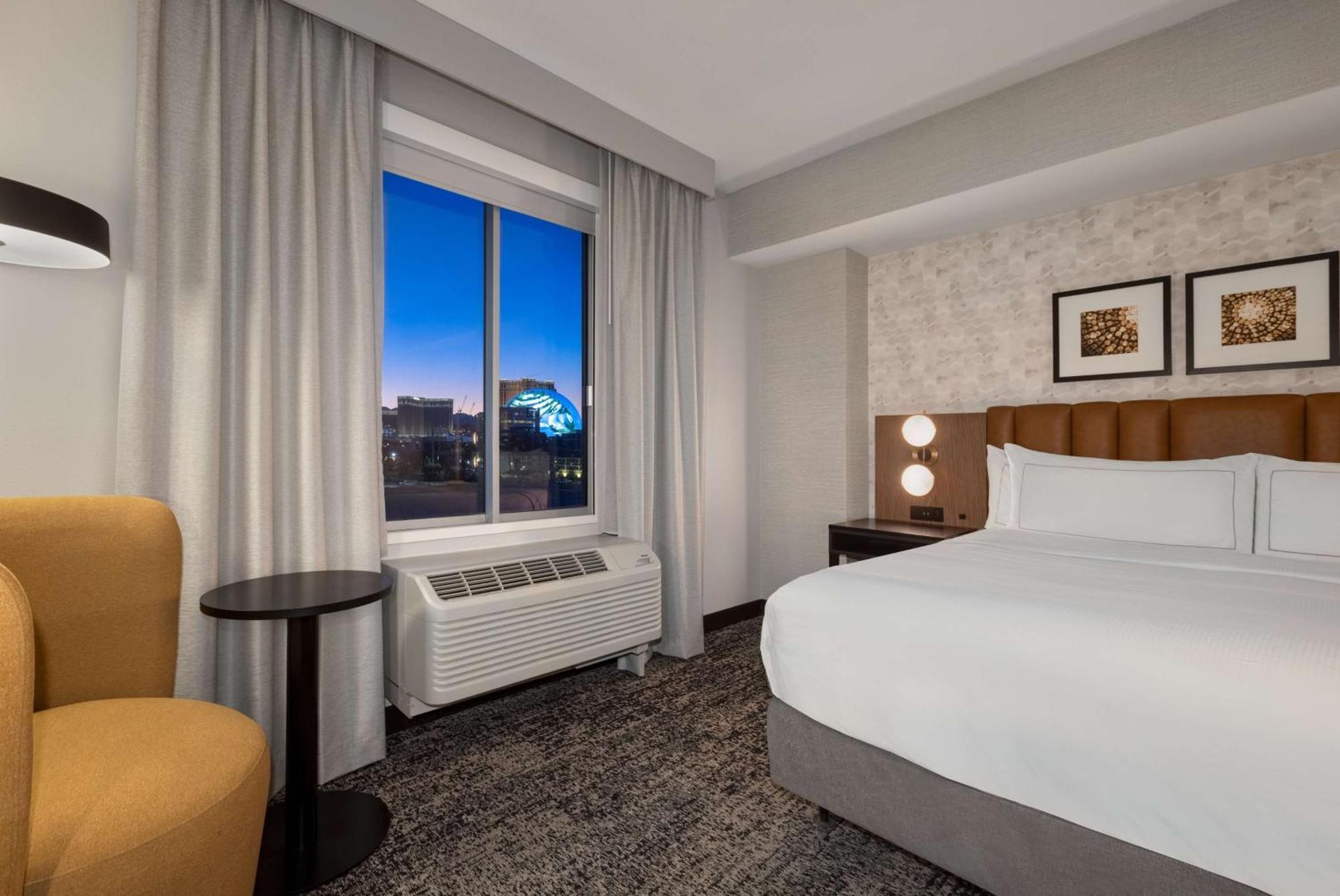 Doubletree By Hilton Vegas East Flamingo