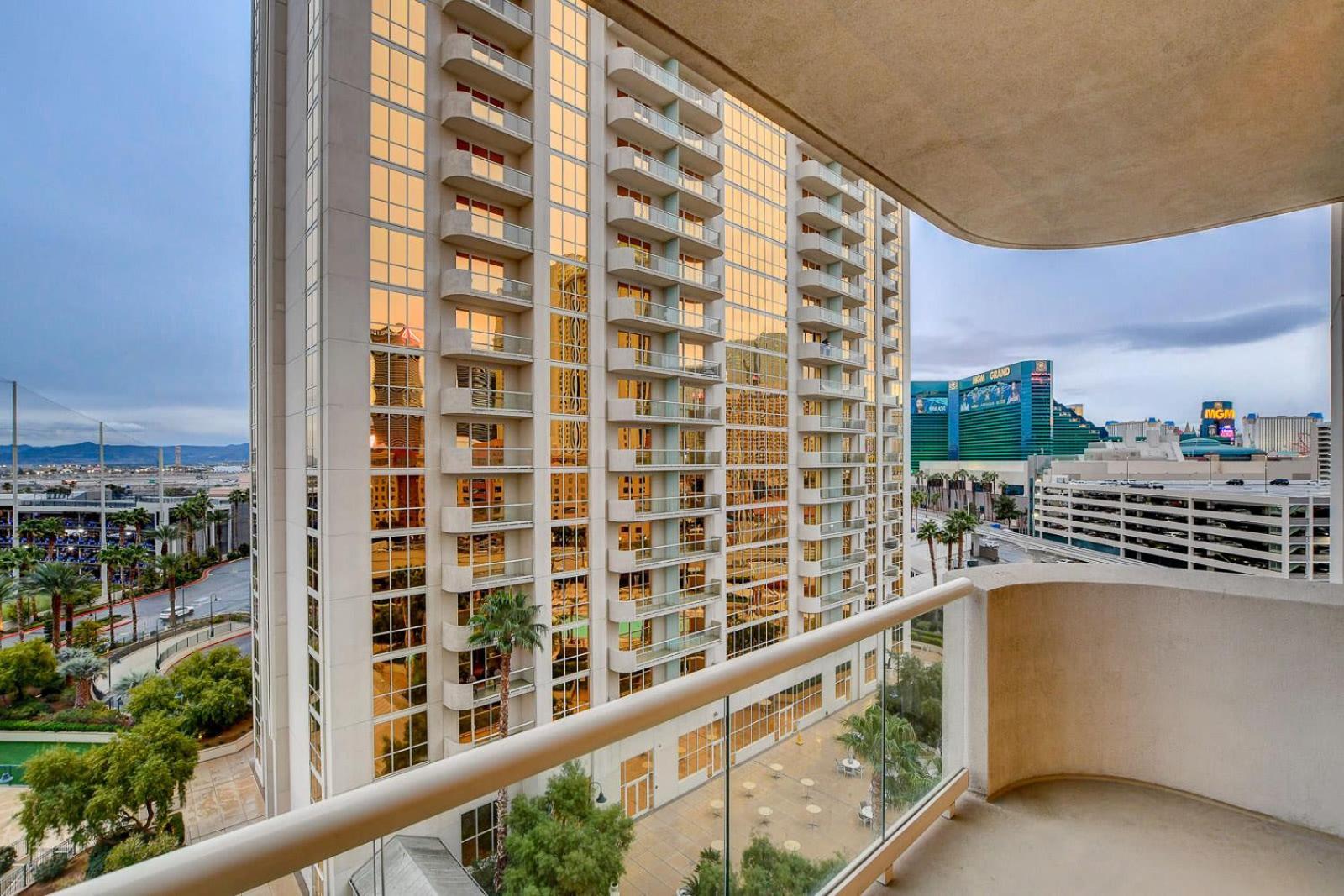 Mgm Signature-07-802 1br 2ba Balcony Holiday home *