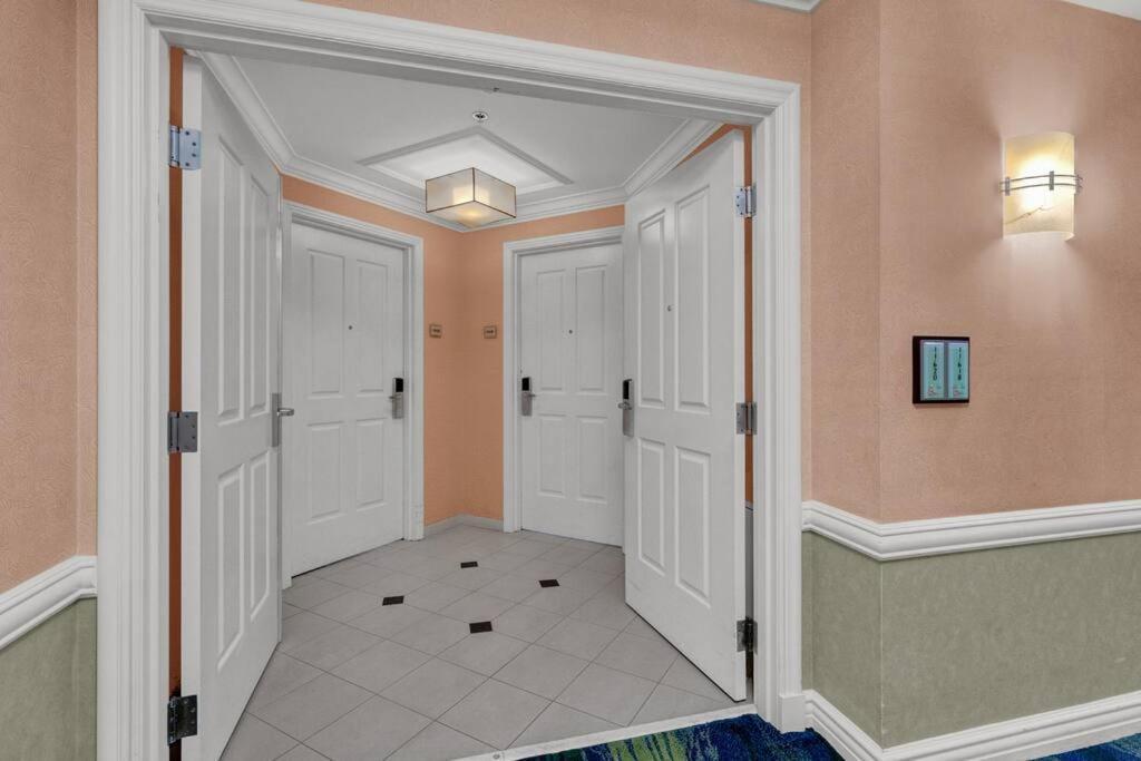 Ultimate Mgm Retreat With Jacuzzi, Pool & Gym! Apartment