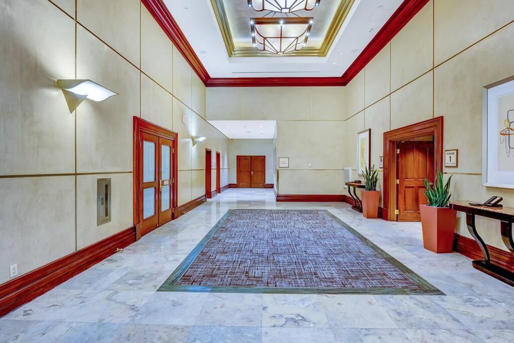 Apartment Ultimate Mgm Retreat With Jacuzzi, Pool & Gym! Las Vegas