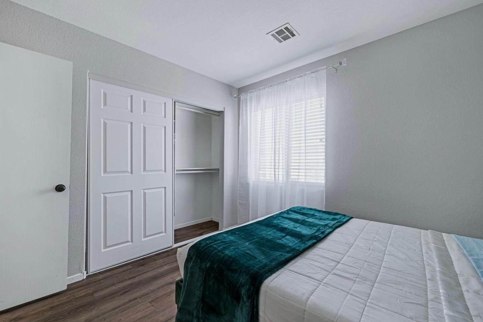 Holiday home Modern In Vegas Near Strip With Pool And Jacuzzi Las Vegas