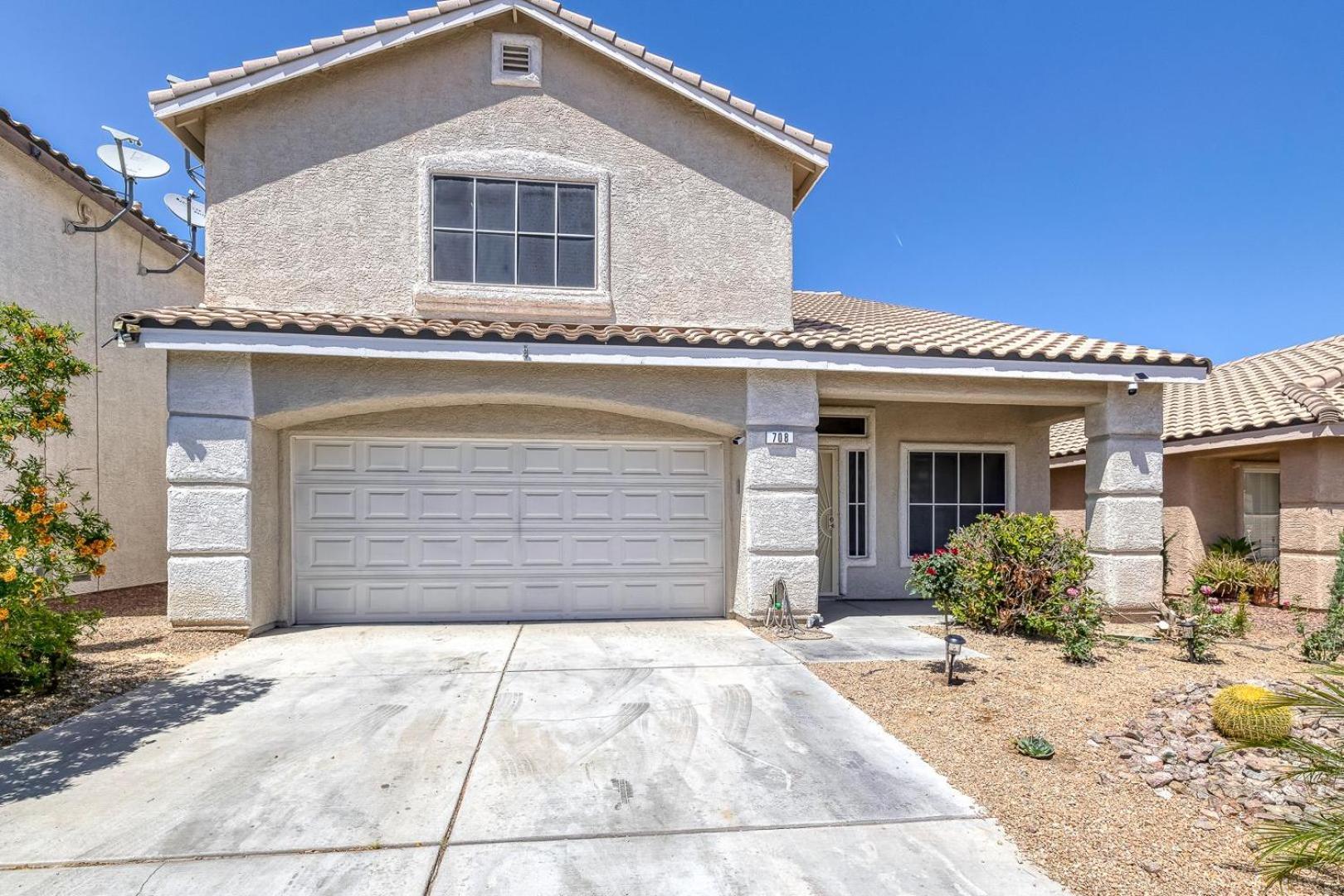 Holiday home Modern In Vegas Near Strip With Pool And Jacuzzi *