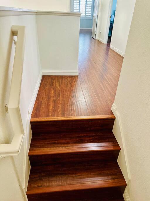 Holiday home Lv 7bed 5bd 3ba Gem