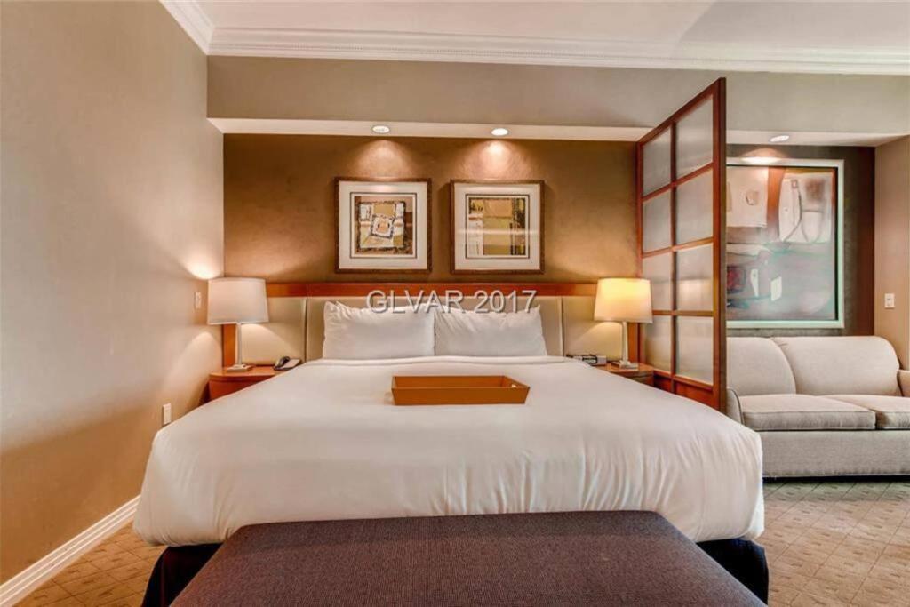 Aparthotel Mgm Signature Ph 30th Floor Deluxe Strip Facing With Balcony *