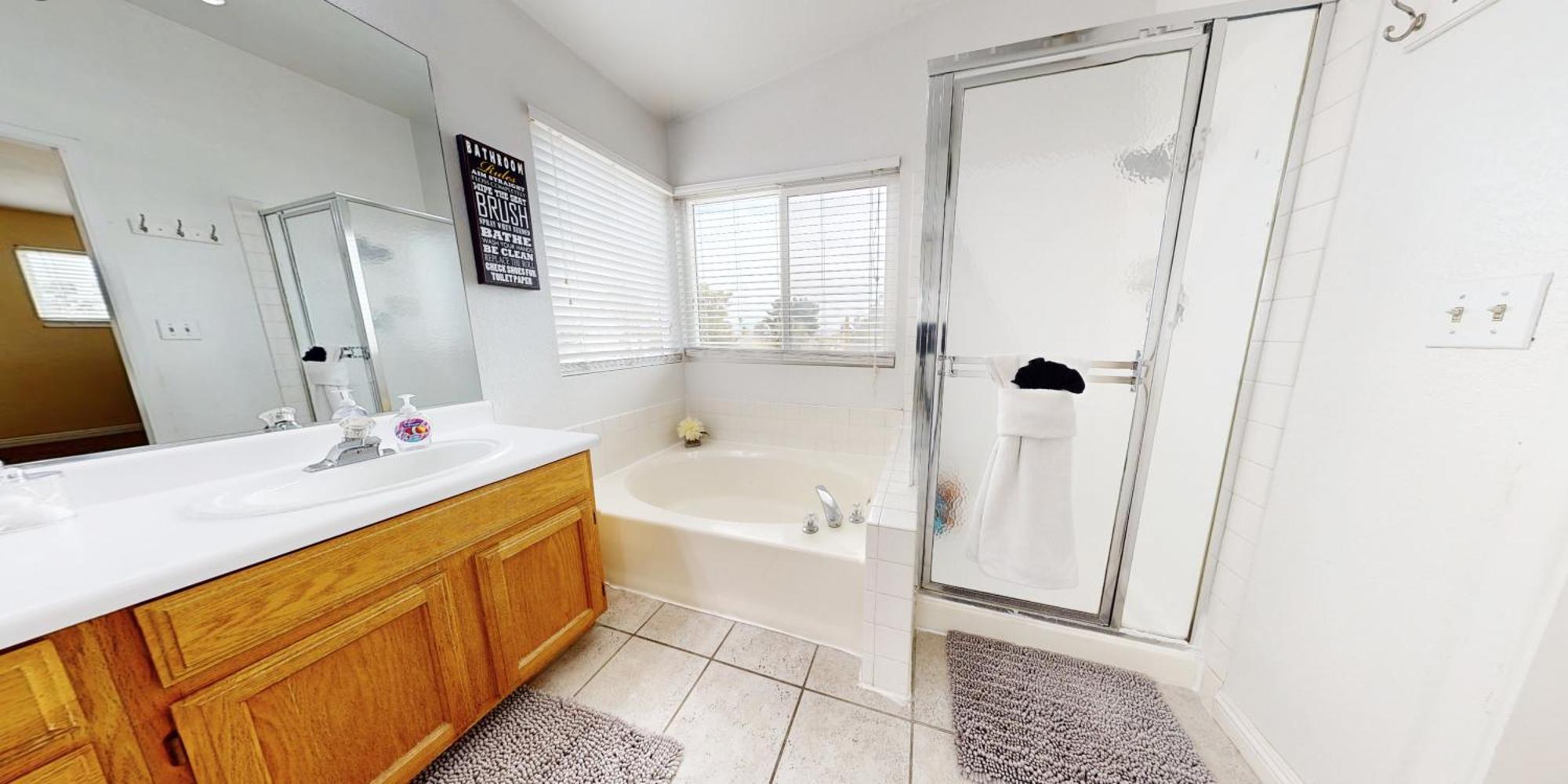 Holiday home Vegas Getaway, Pool, Basket Ball, Games, Cook Las Vegas