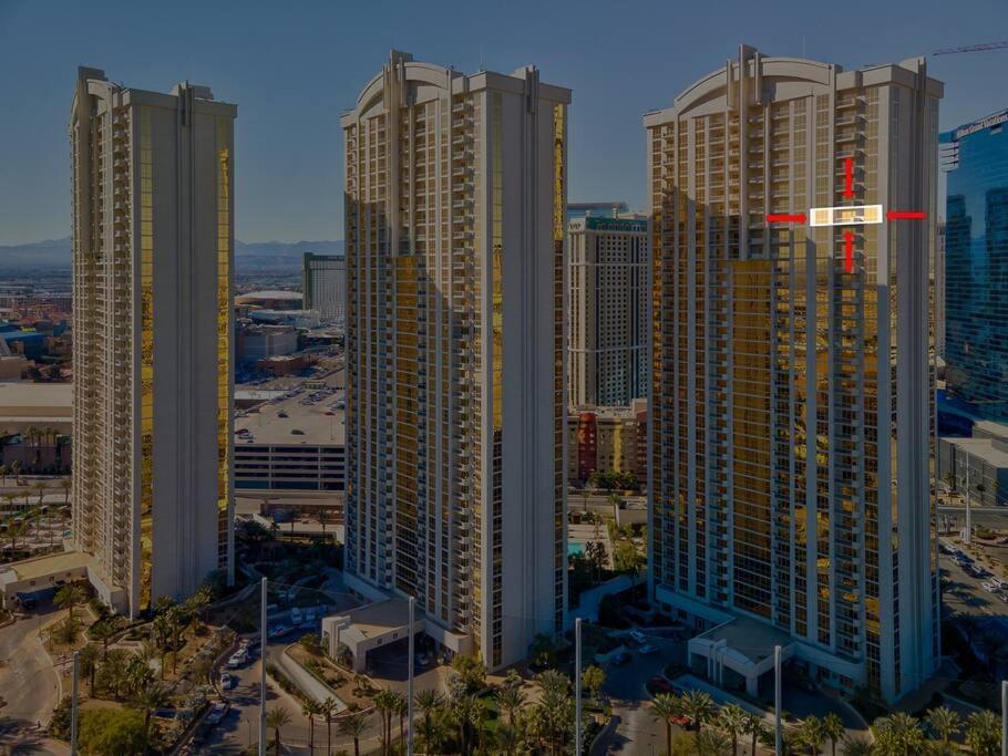 Experience Unparalleled Luxury At The Sinatra Aparthotel *