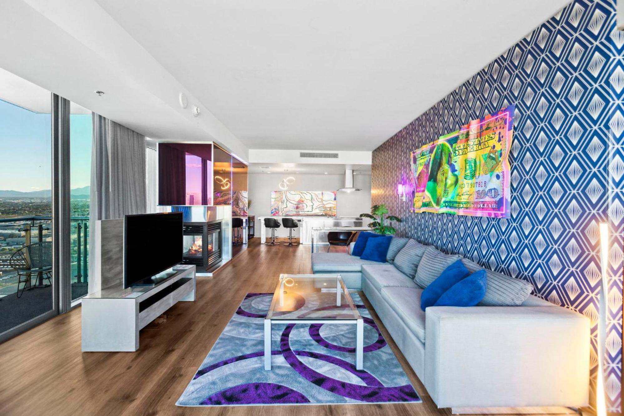 Palms Place, Strip View, 33rd Floor, 1 Bedroom * Las Vegas