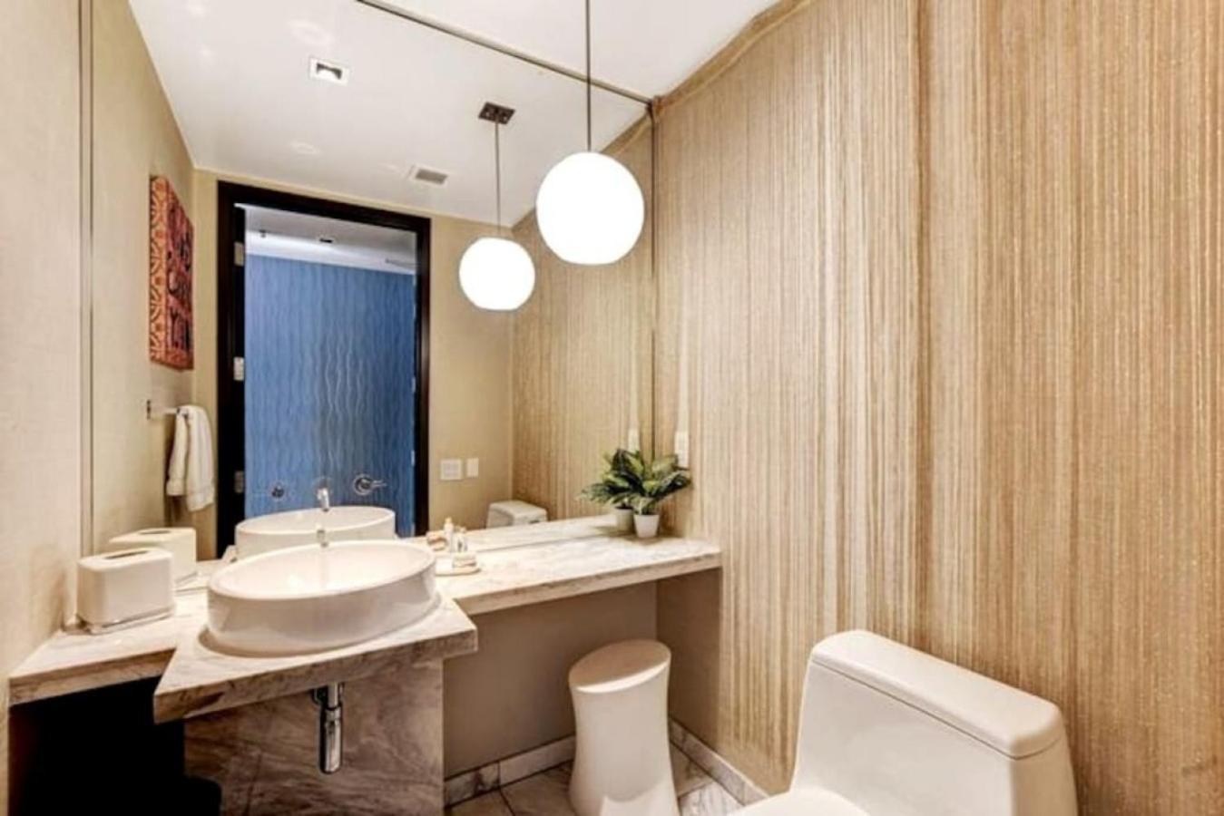 Apartment Palms Place, Strip View, 33rd Floor, 1 Bedroom