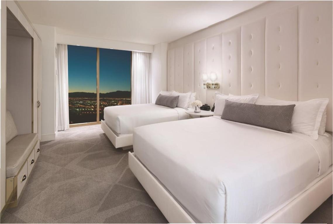 The W Vegas At Mandalay Bay By Suiteness Resort
