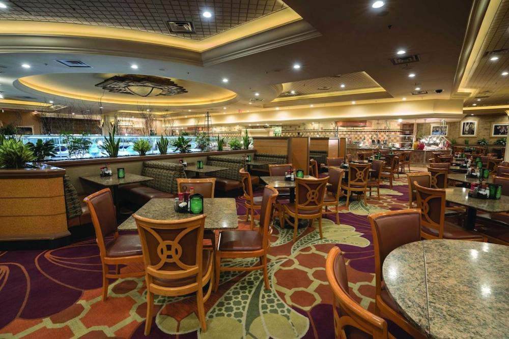 Mgm Grand & Casino By Suiteness Hotel 4*