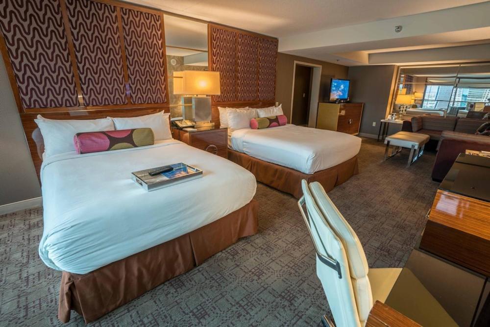 Hotel Mgm Grand & Casino By Suiteness 4*