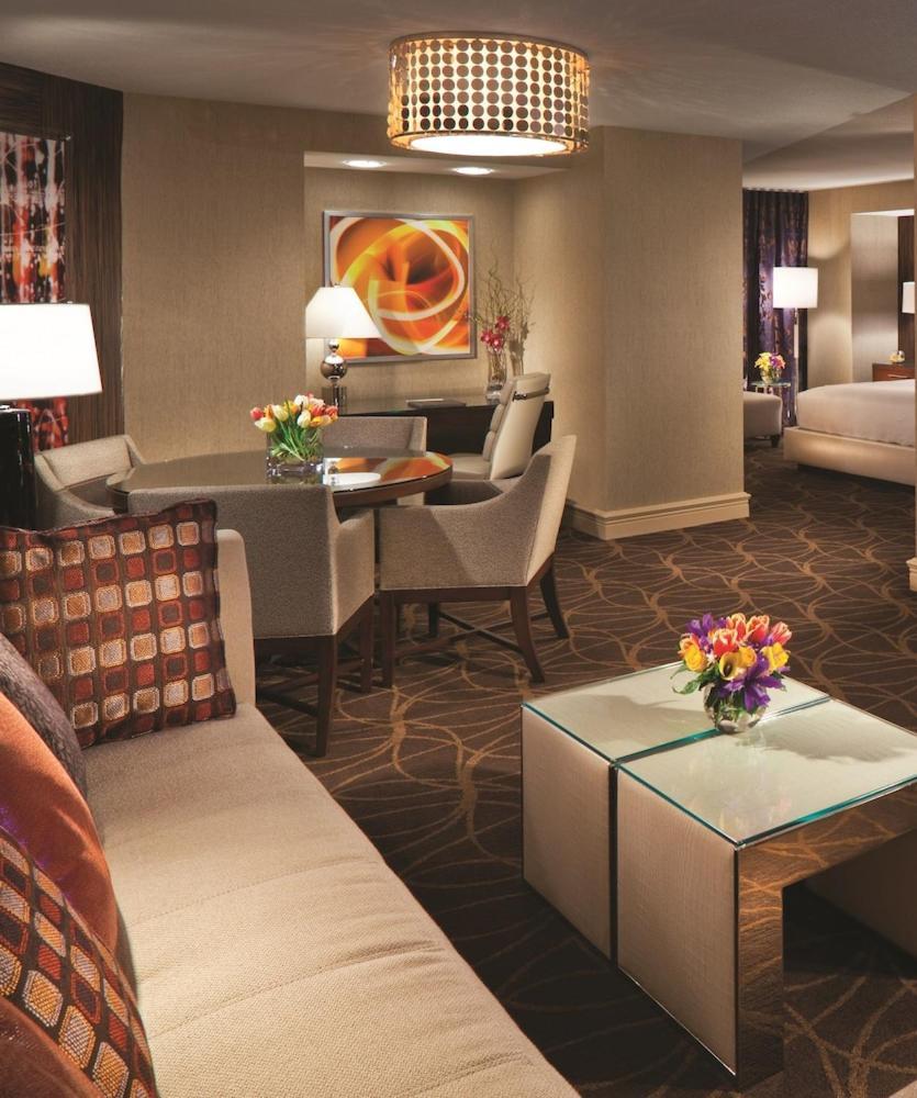 Hotel Mgm Grand & Casino By Suiteness