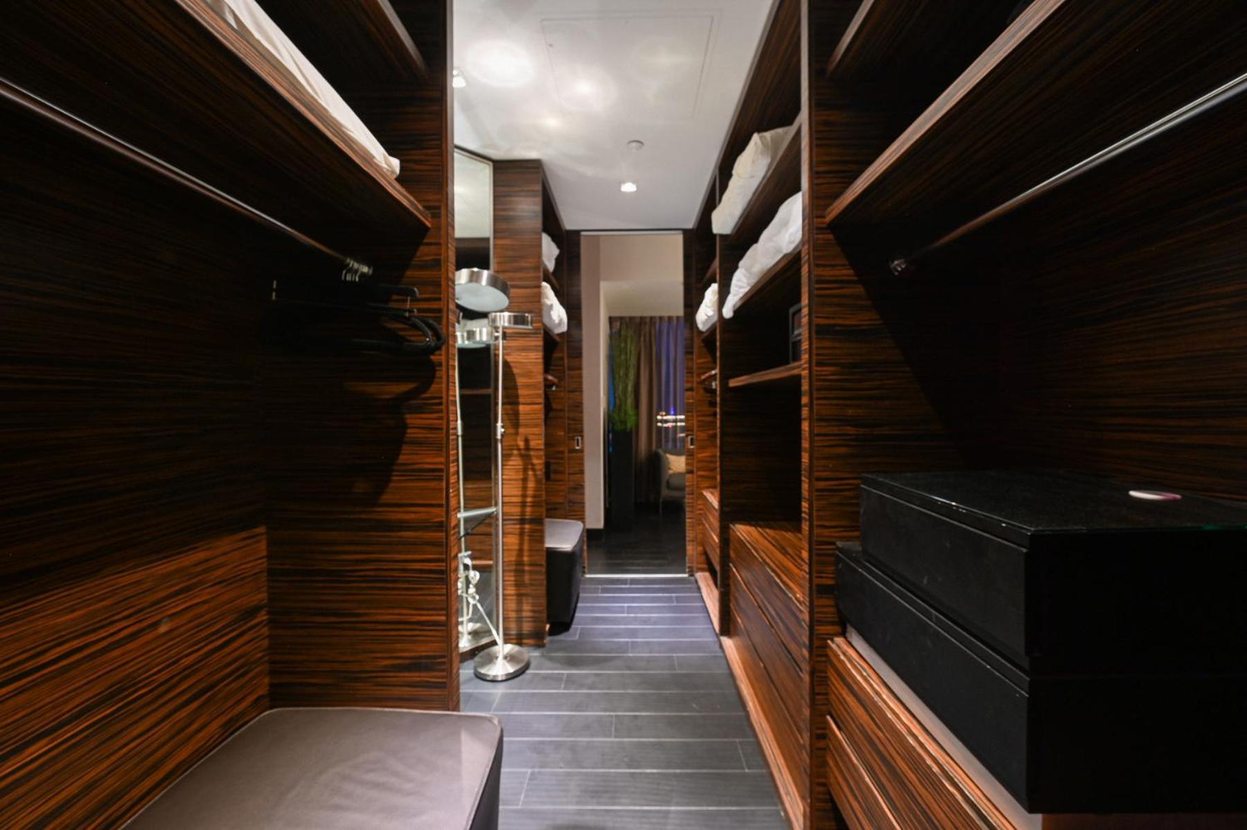 Stripviewsuites Ultimate Luxury Penthouses Full Strip View & Balcony Aparthotel *