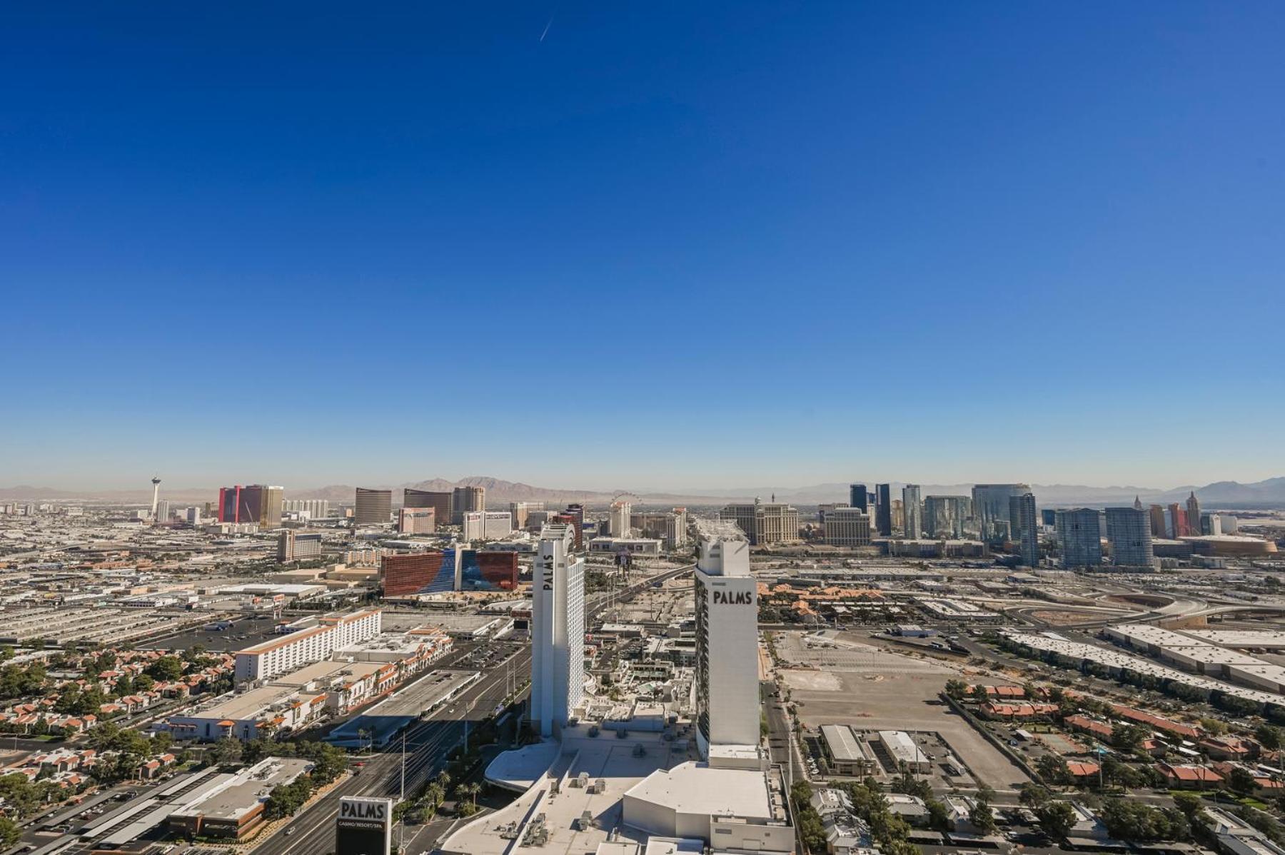 Aparthotel Stripviewsuites Ultimate Luxury Penthouses Full Strip View & Balcony