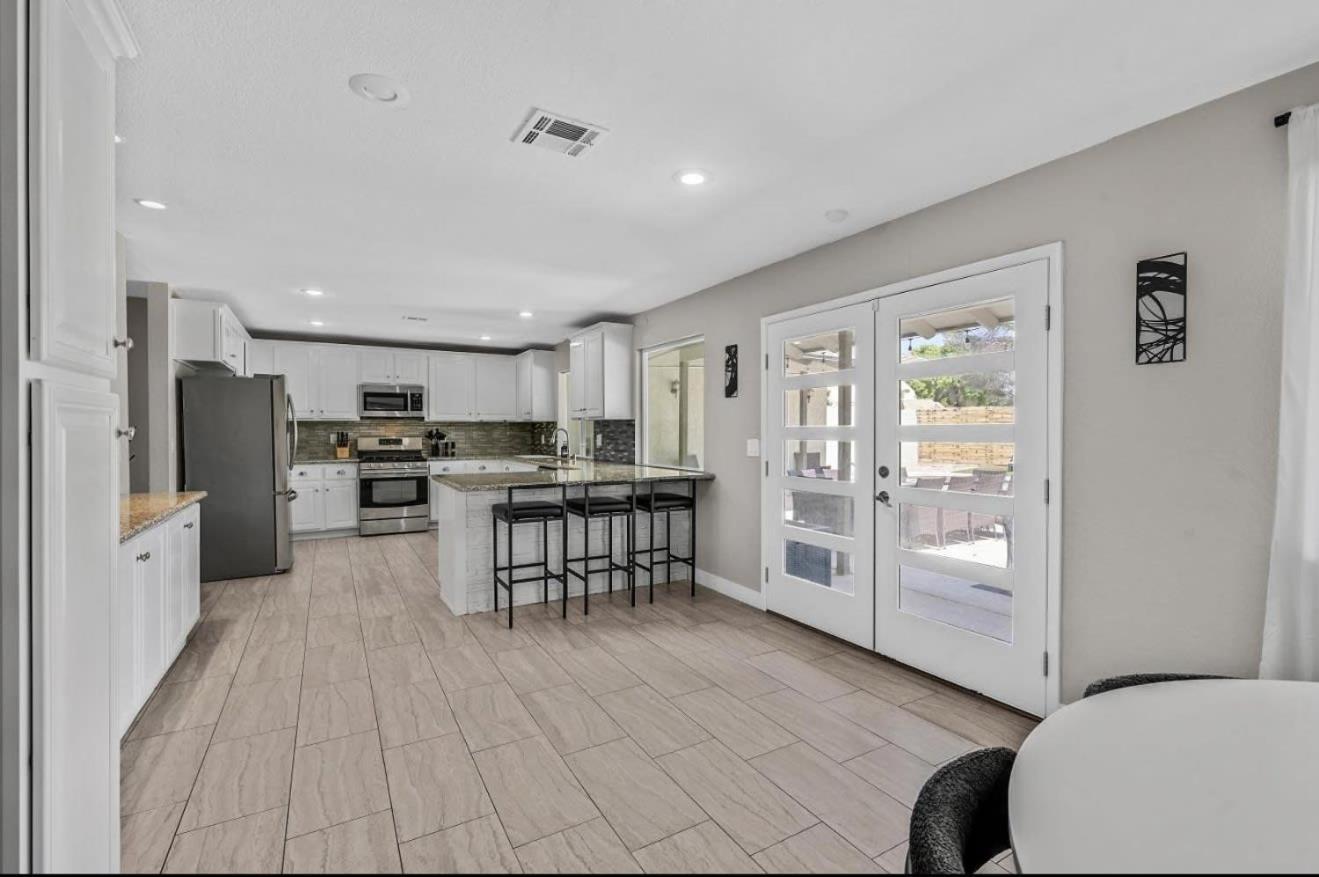 4br Vegas Gem W Pool, Close To Strip, Airport