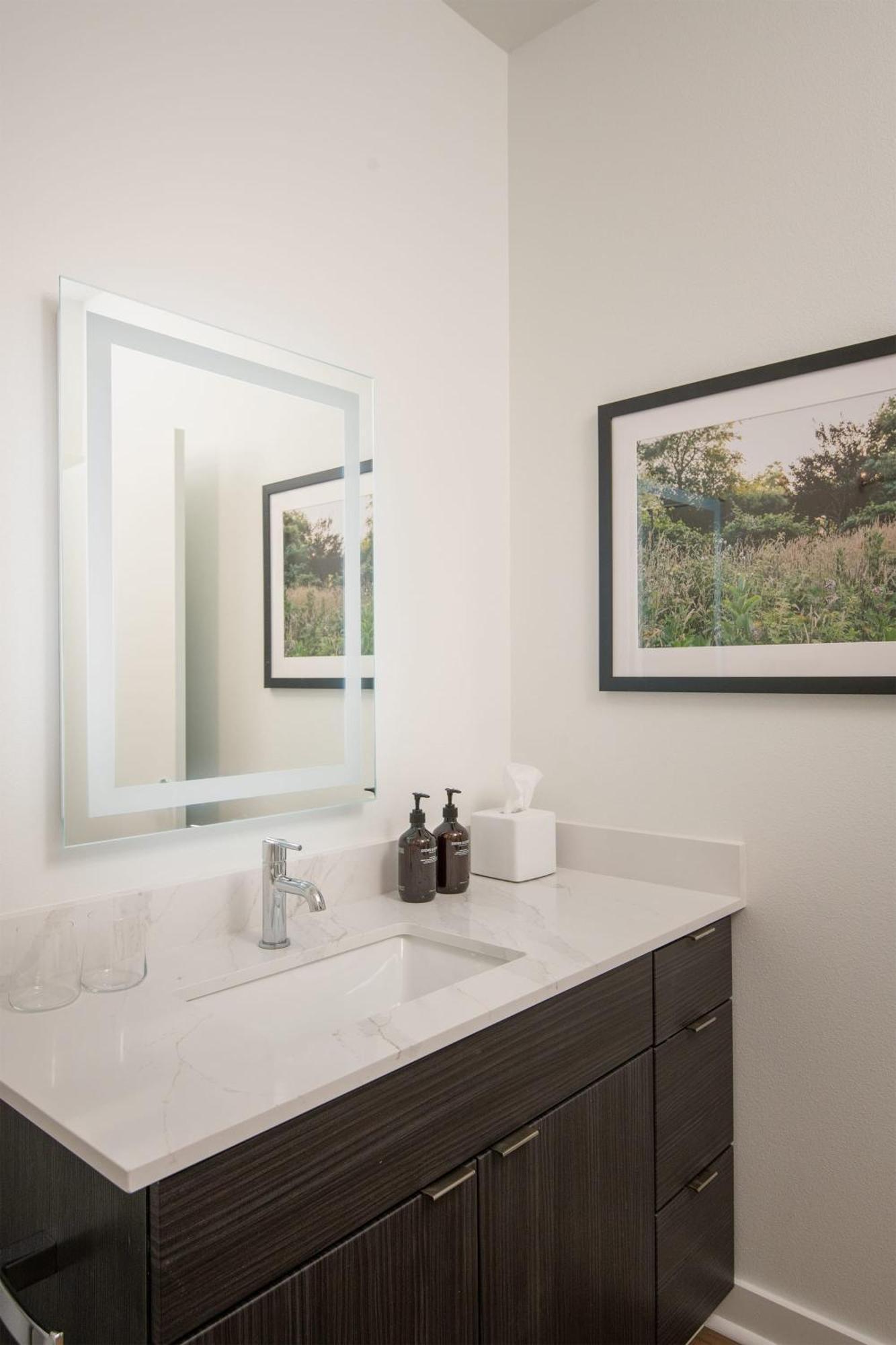 Executive 1 Bedroom Ariva Apartment