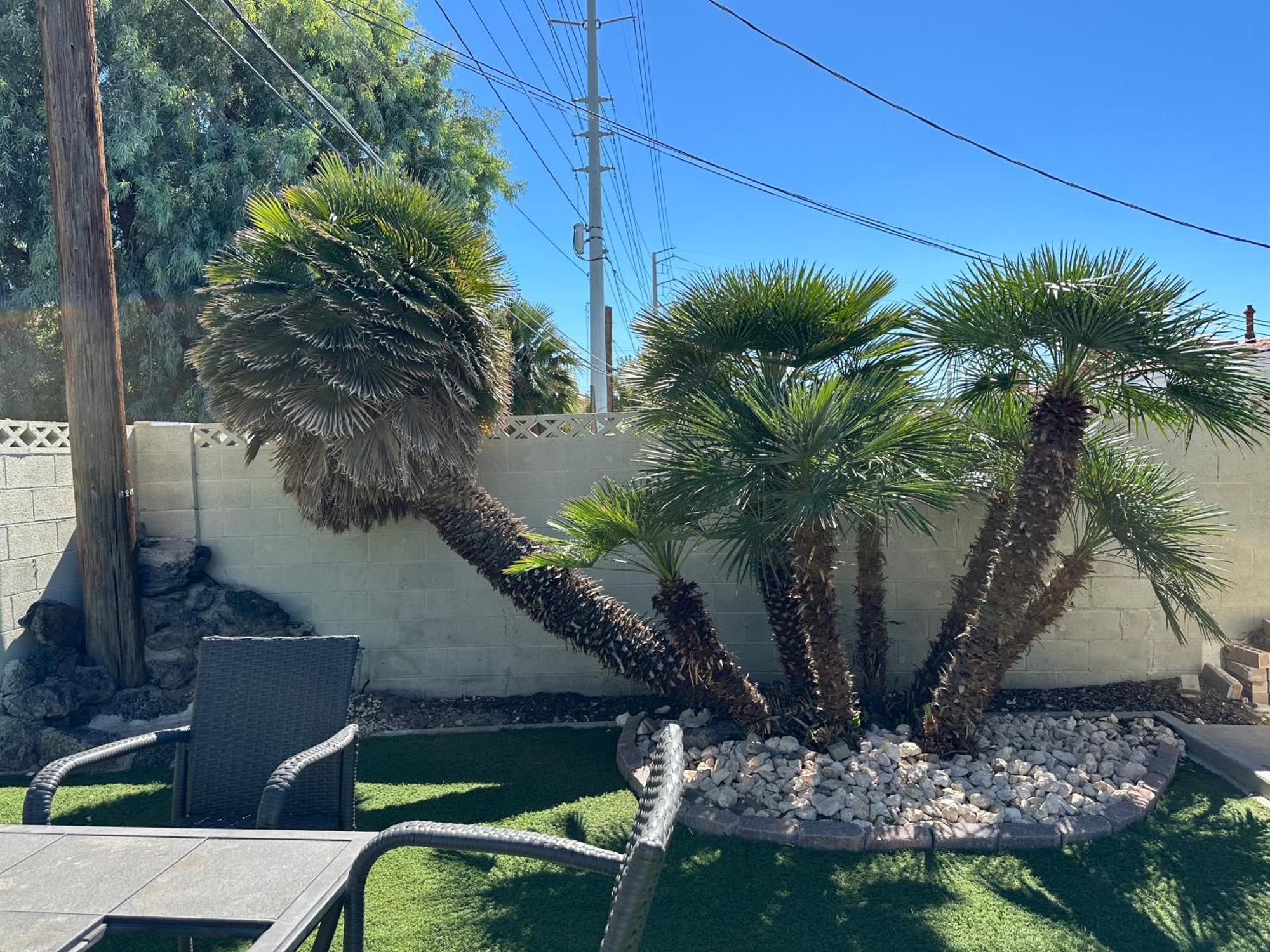 Vegas Getaway: 1 Story, Private Pool, Game Holiday home Las Vegas