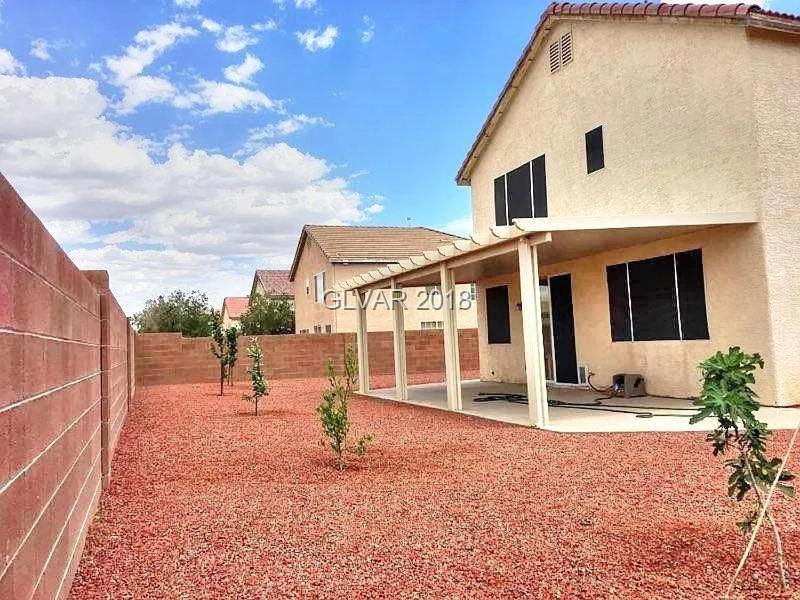 Master Bedroom Inside A Gorgeous In A Beautiful Neighborhood Homestay Las Vegas