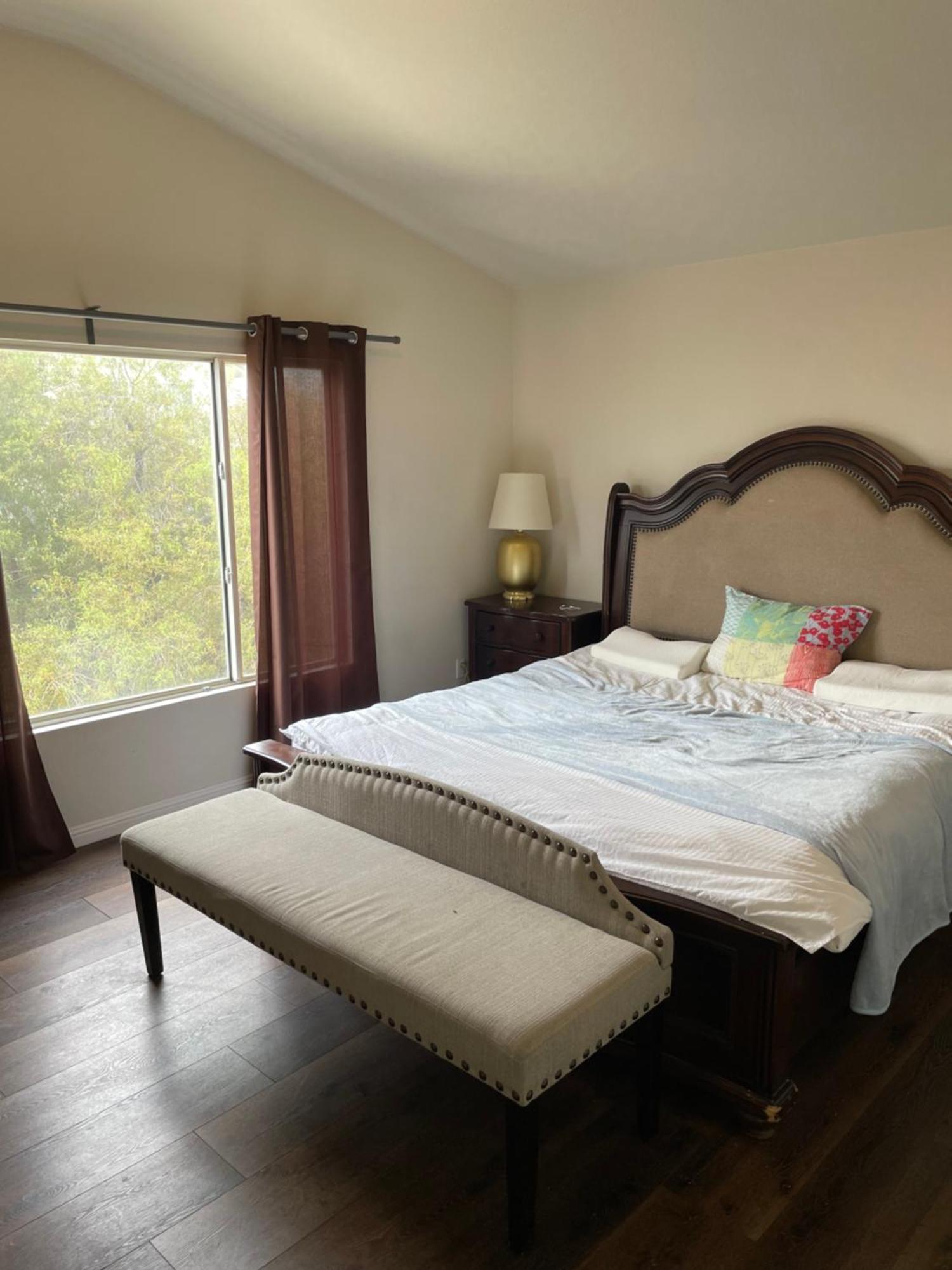 Master Bedroom Inside A Gorgeous In A Beautiful Neighborhood Homestay