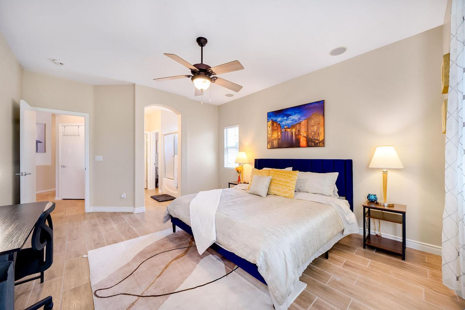 Spacious Vegas Home, Bbq, H-speed Wi-fi, Sleeps 11 Holiday home *