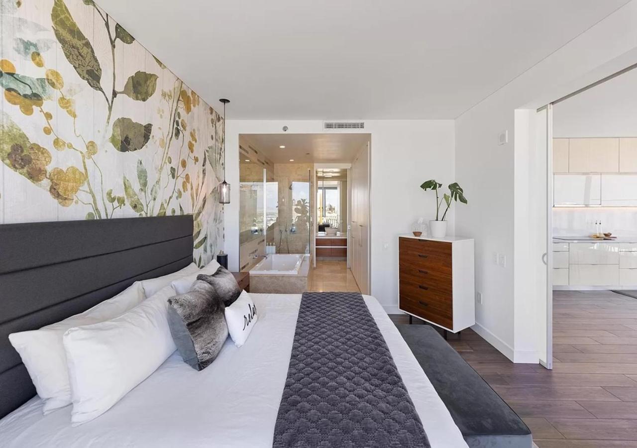 Luxury With Panoramic Views Of The Strip